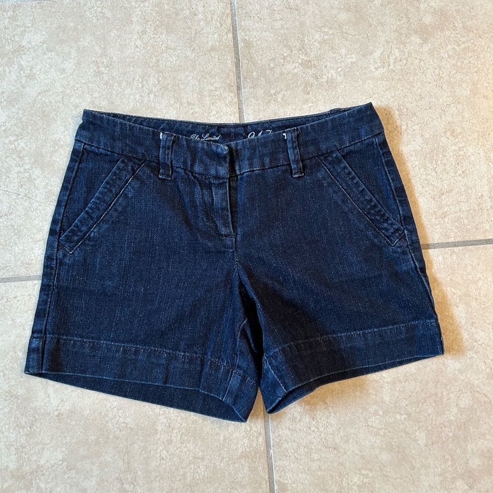 🌺The Limited Denim short size 2